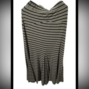 Striped Gray and Black Women's maxi Skirt size  S